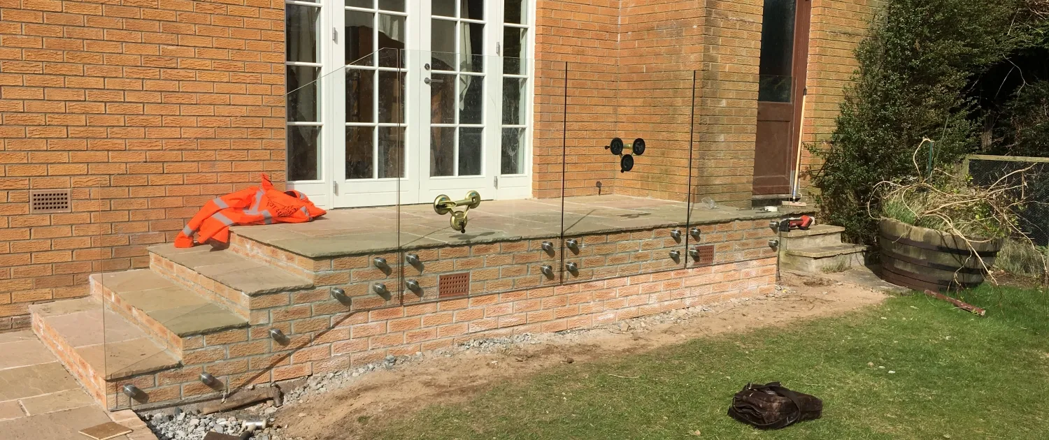 frameless glass balustrade stainless steel fittings