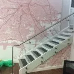 Stainless steel banisters with glass balustrade